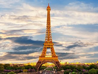 eiffel tower paris sunset