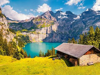 vacation house near lake